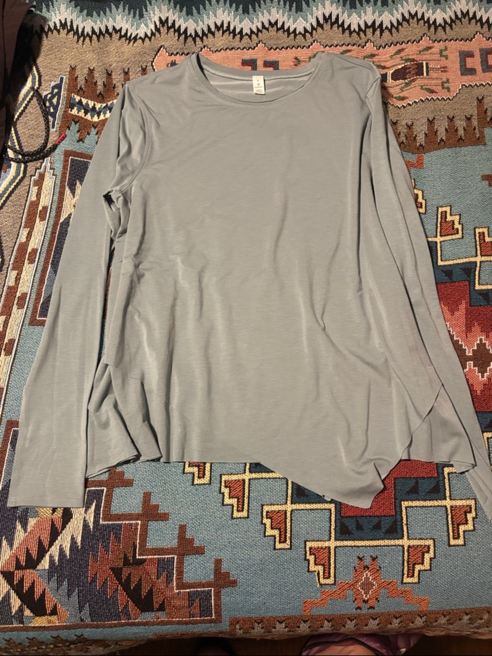 Lululemon Sweetest Day Asymmetrical Hem Long Sleeve Shirt Women’s Size 6